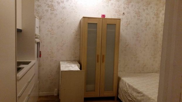 Johan Enbergs väg, Solna - Photo 1