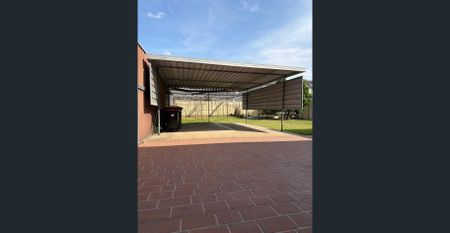 Spacious Family Home in Prime Seven Hills Location - Photo 5