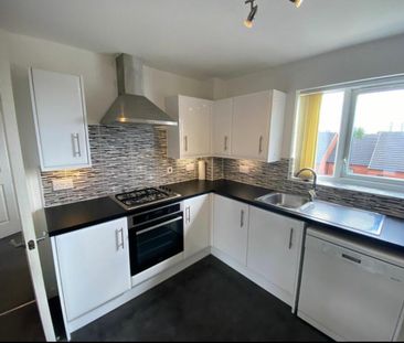 Room in a Shared Flat, Liverpool Street, M6 - Photo 1