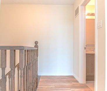 For Lease - 2435 Greenwich Drive Unit# 55, Oakville, Ontario - Photo 2