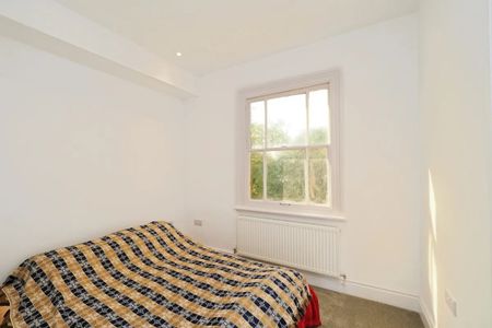 6 Bed Semi-Detached House, Forest Road East, NG1 - Photo 3