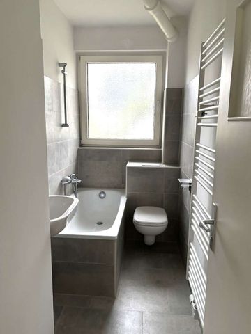 ~~Kleine 2,5 Zimmerwohnung im 1.OG in Bünde Mitte !~~ - Photo 2