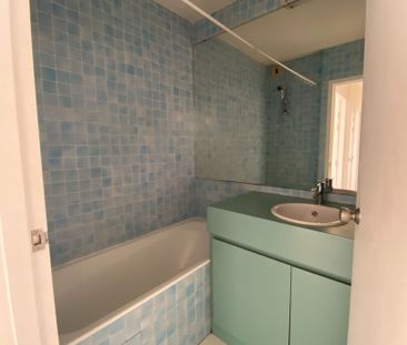 Location Appartement 2 pièces 59m² - Photo 3