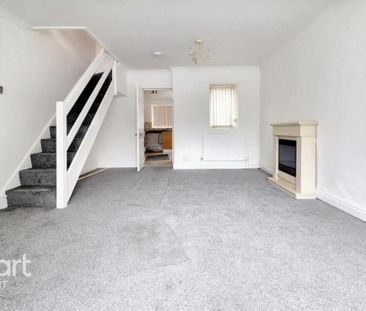 2 bedroom terraced house to rent - Photo 2