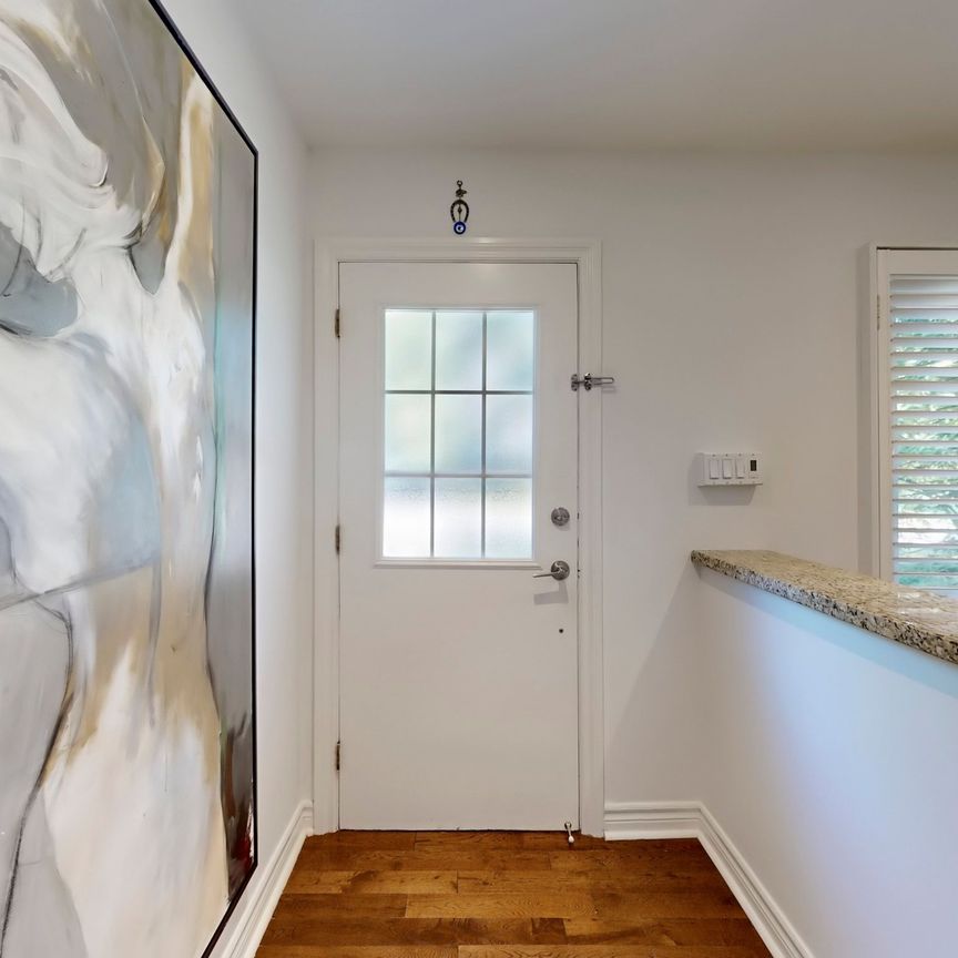 For Lease - 386 Kerrybrook Drive, Richmond Hill, Ontario - Photo 1