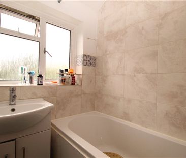 Pond Meadow, Guildford, Surrey, GU2 8LE - Photo 6