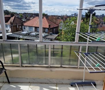 Room in a Shared Flat, Tanfield Avenue, NW2 - Photo 4