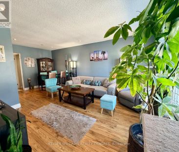 51 MANOR CRESCENT - Photo 3