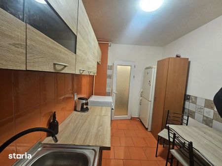 Apartament 3 Camere | Astra | Boxa | AC - Photo 3