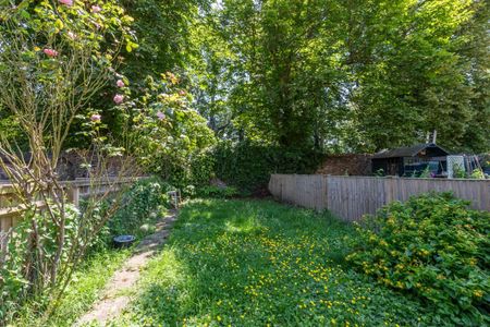 Cockpit Close, Woodstock, Oxfordshire, OX20 - Photo 3