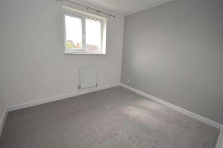 Cranmore Grove, Stone, ST15 - Photo 2