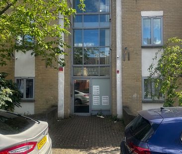 1 Bed Flat, Luli Court, SE14 - Photo 4