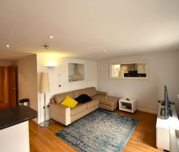 1 William Street, Windsor, Berkshire,SL4 - Photo 3