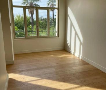 Appartement à louer 4 pièces 94m² - Photo 2