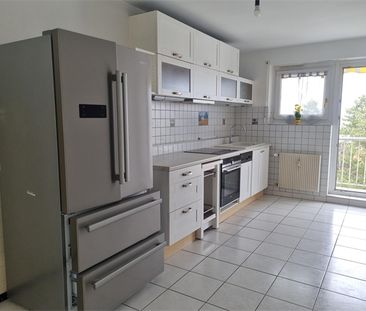 Location Appartement 4 pièces 100m² - Photo 2