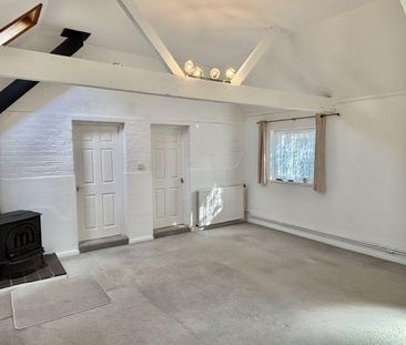 2 bedroom detached bungalow to rent - Photo 2