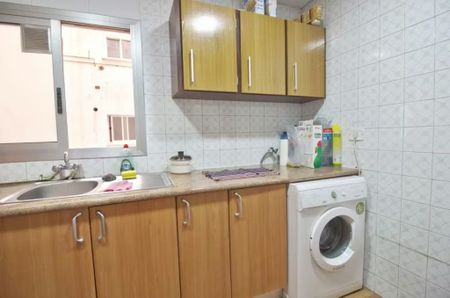 Carrer dAlbalat dels Tarongers, Valencia, Valencian Community 46021 - Photo 5