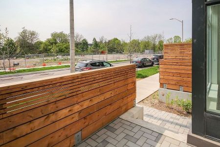 For Lease - 3 Rosewater Street Unit# TH107, Richmond Hill, Ontario - Photo 4