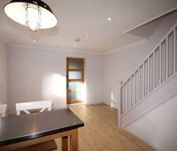 Sandringham Road, Petersfield - Photo 6