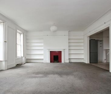 3 bedroom maisonette to rent - Photo 2