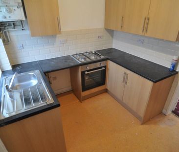 2 bedroom house to rent - Photo 2