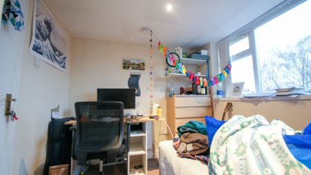 131a Dawlish Road - Photo 2