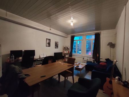 Location Appartement 2 pièces 57m² - Photo 2