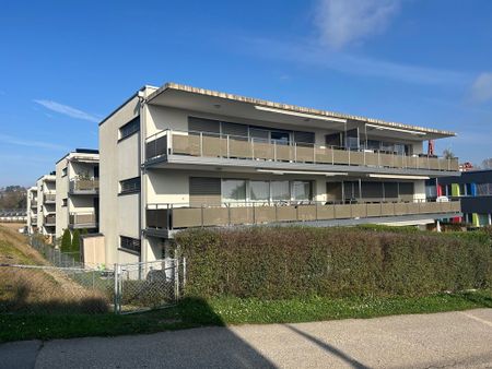 A louer ! Bel appartement de 4,5 pièces au rez-de-chaussée - Foto 2