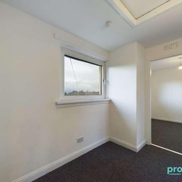 Raymond Place, East Kilbride, South Lanarkshire, G75 - Photo 1