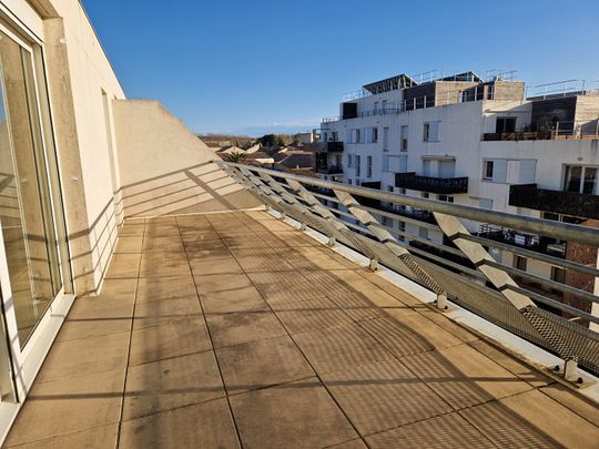 A LOUER T2 QUAI D'ALSACE NARBONNE TERRASSE - Photo 1