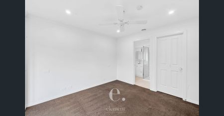 Family Home with Multiple Living Areas in Quiet Cul-De-Sac - Photo 5