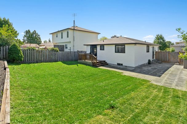 For Lease - 173 Bellingham Drive, Hamilton, Ontario - Photo 1