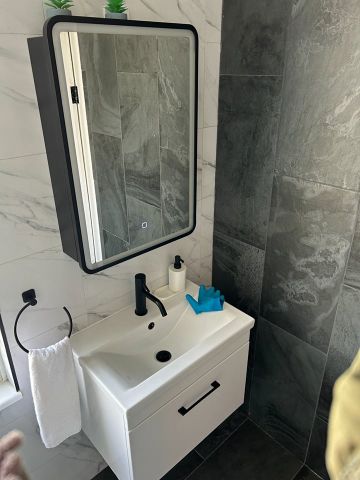 Room in a Shared House, Kimberley Road, CR0 - Photo 2