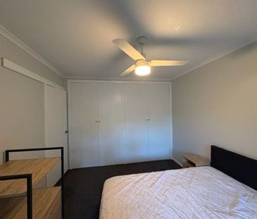 Charming Home in the Heart of Mooroopna - Photo 5