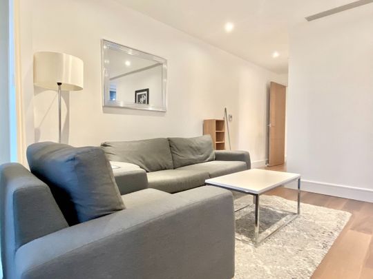 Room in a Shared Flat, Talisman Tower, E14 - Photo 1