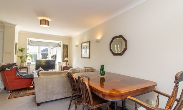 2 bedroom house to rent - Photo 1