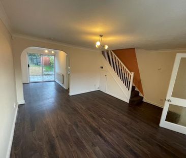 3 Bed End Terrace, Goodwin Close, CR4 - Photo 1