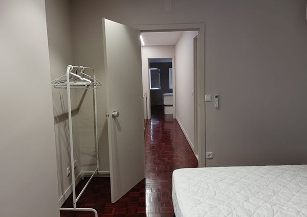 Rent 2 Bedrooms + 1 Bedrooms Coimbra