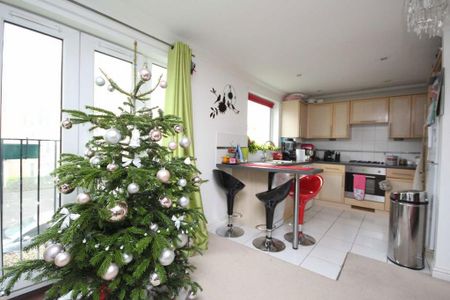 1 bedroom flat to rent - Photo 2