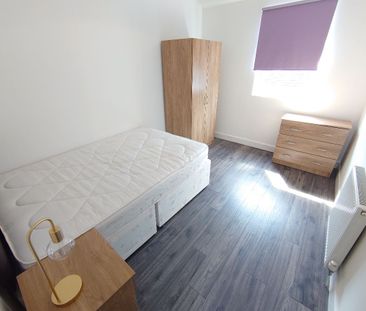 Hannan Road, Liverpool. - Photo 6