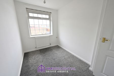 3 bedroom terrace house for rent on Cranesville, Gateshead, Tyne and Wear, NE9 6SP - Photo 3