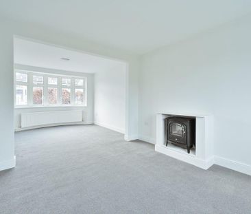 3 bedroom semi-detached house to rent - Photo 5