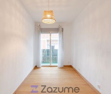 Piso de alquiler en C. de Topacio, Los Rosales - Photo 1