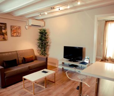 Piso de alquiler en N/a, El Raval - Photo 4
