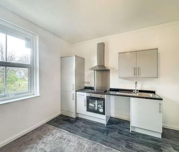 Flat A, Dixons Green Road, Dudley, West Midlands, DY2 - Photo 1