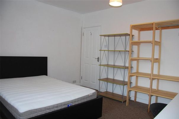 5 bedroom semi-detached house to rent - Photo 1