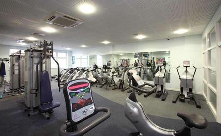 Capri House, Century Wharf, Cardiff Bay, CF10 - Photo 4