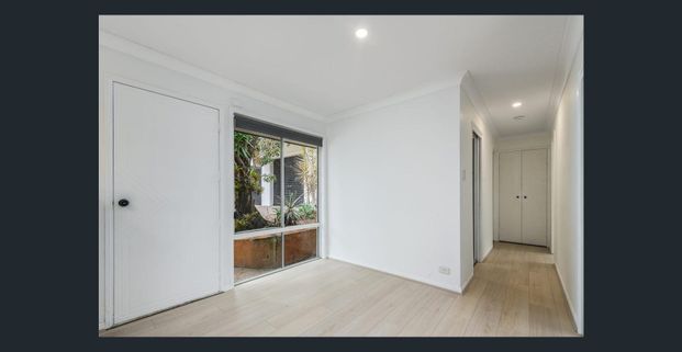 Electricity, water & internet included in the rent. - Photo 1