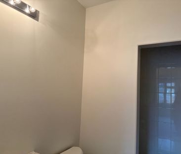 For Lease - 1240 Elizabeth Mackenzie Drive, Pickering, Ontario - Photo 2