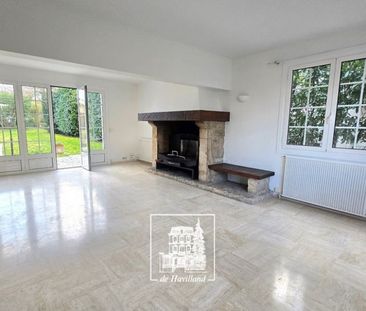 Maison • Chambourcy - Photo 1